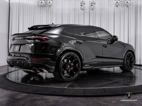 Used 2024 Lamborghini Urus Performante image 15