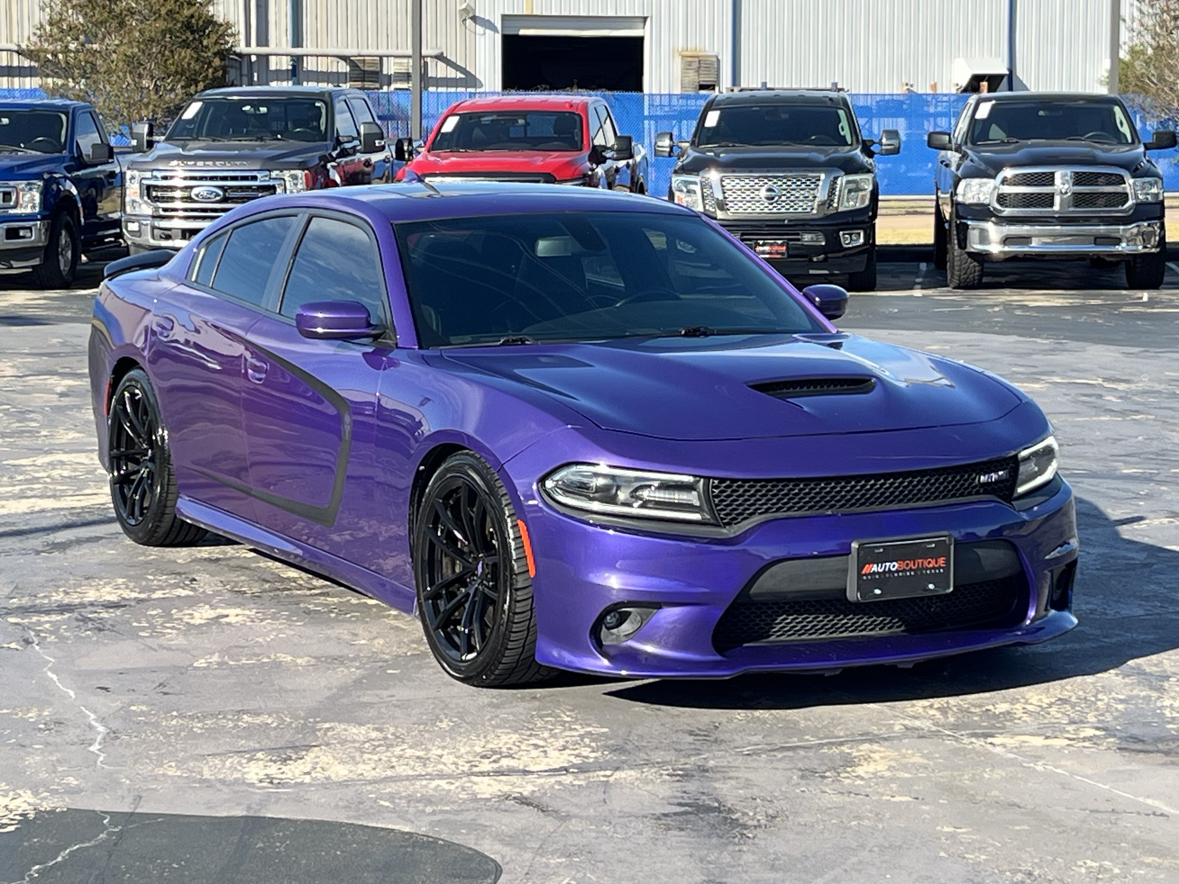 Used 2018 Dodge Charger R/T RWD image 5