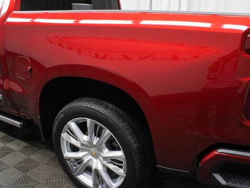 Used 2024 Chevrolet Silverado 1500 High Country w/ High Country Premium Package AWD/4WD image 52