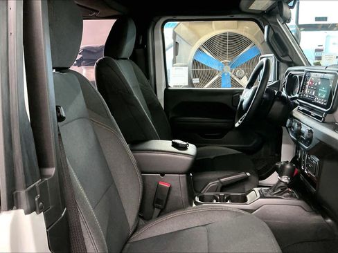 Used 2026 Jeep Wrangler Sport image 10