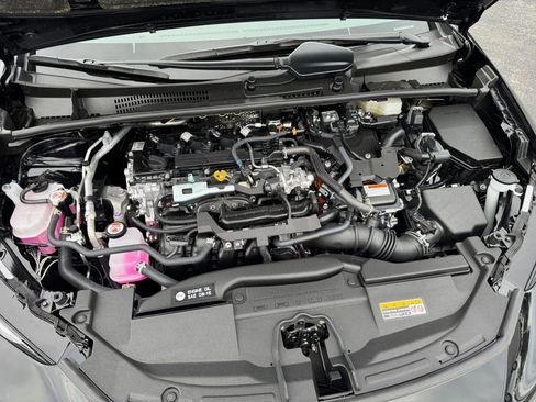 New 2025 Toyota Prius XLE image 23