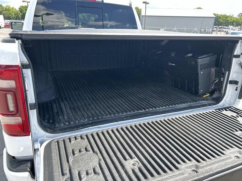 Used 2023 RAM 1500 Laramie AWD/4WD image 16