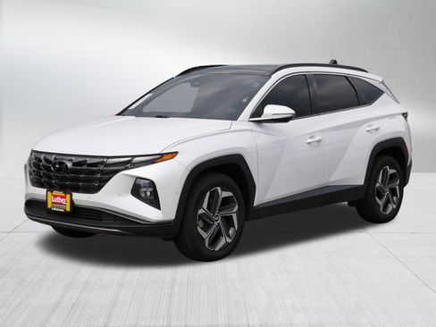 Used 2022 Hyundai Tucson Limited AWD/4WD image 3