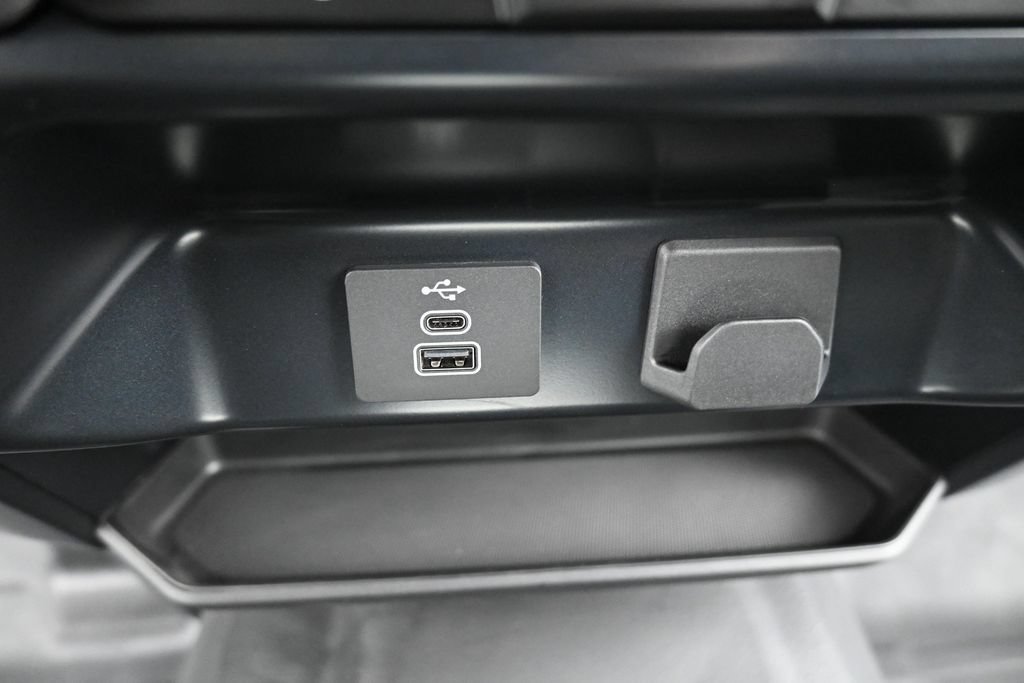 Used 2025 Ford F150 XL AWD/4WD image 18