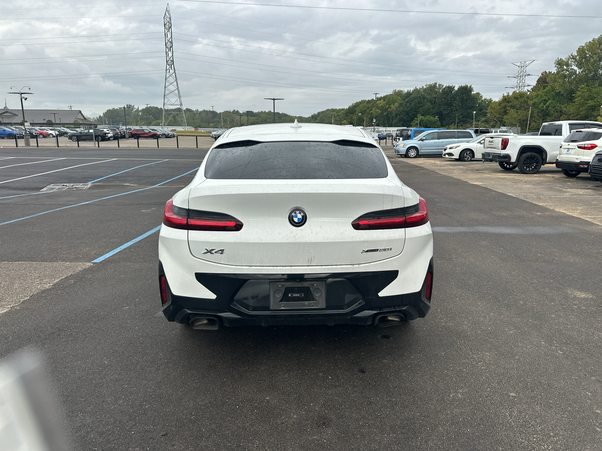 Used 2024 BMW X4 xDrive30i w/ Premium Package AWD/4WD image 6