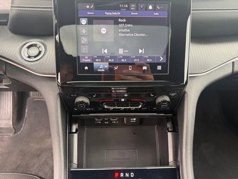 Certified 2023 Jeep Grand Cherokee L Laredo image 30