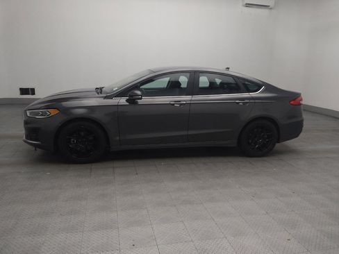 Used 2020 Ford Fusion SEL FWD image 2