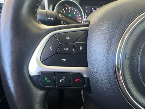 Used 2018 Jeep Compass Latitude w/ Cold Weather Group AWD/4WD image 59