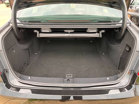 Used 2013 Mercedes-Benz E 350 4MATIC Wagon image 19