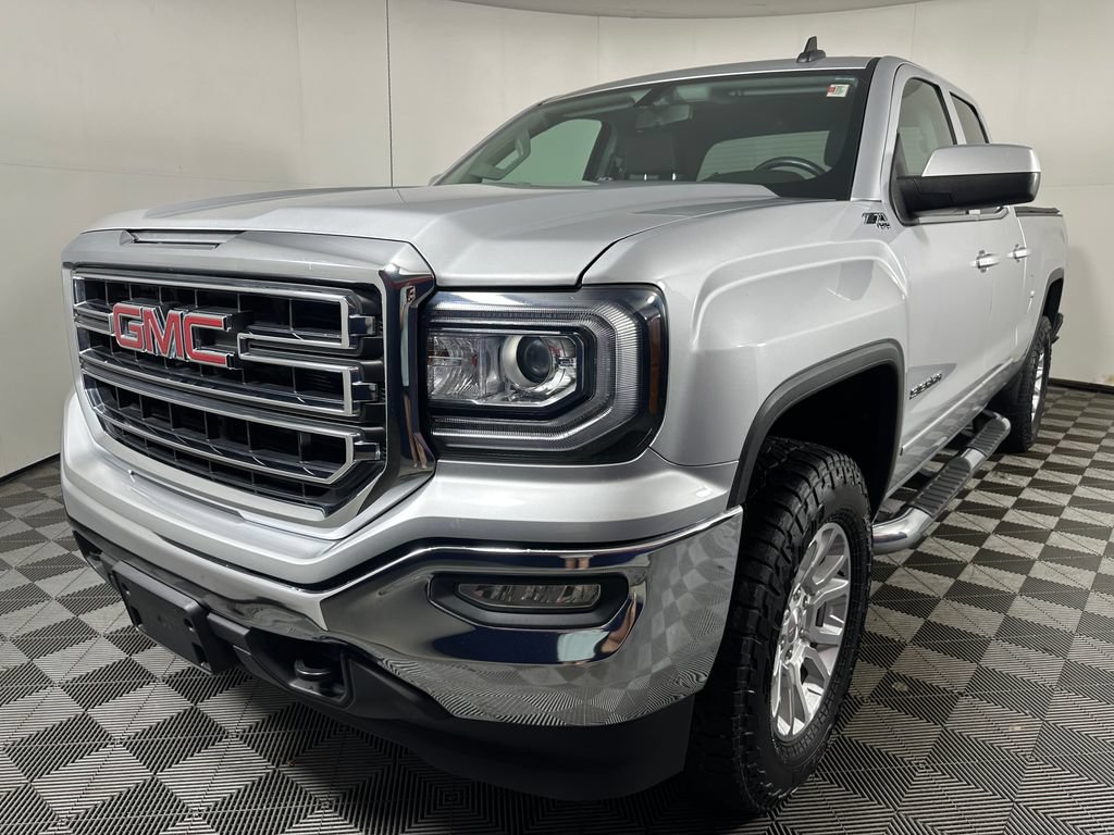 Used 2017 GMC Sierra 1500 SLE w/ SLE Value Package AWD/4WD image 1