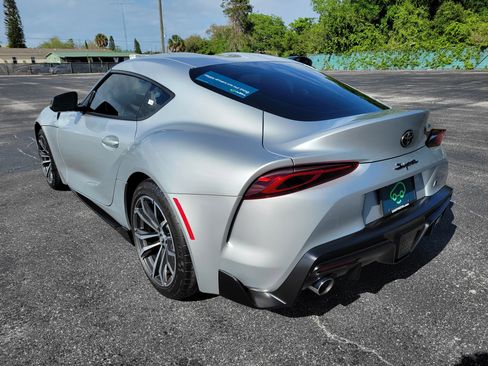 Used 2021 Toyota Supra image 8
