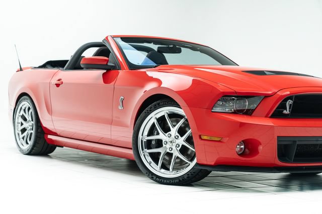 Used 2013 Ford Mustang Shelby GT500 RWD image 3