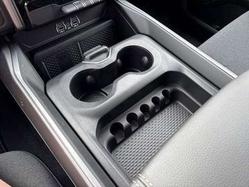 New 2026 RAM 1500 4x4 Crew Cab image 20