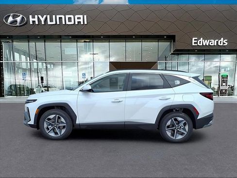 New 2026 Hyundai Tucson SEL image 3
