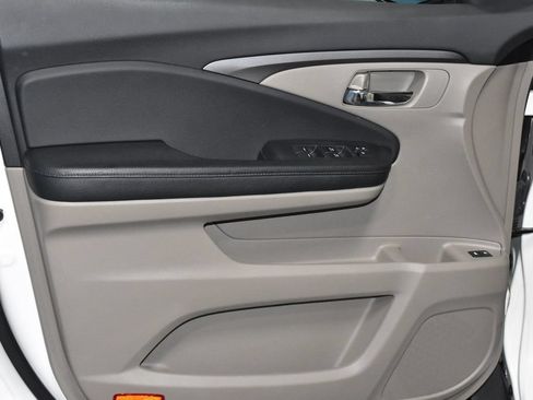 Used 2016 Honda Pilot EX-L image 4