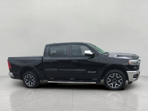 Used 2025 RAM 1500 Laramie AWD/4WD image 9