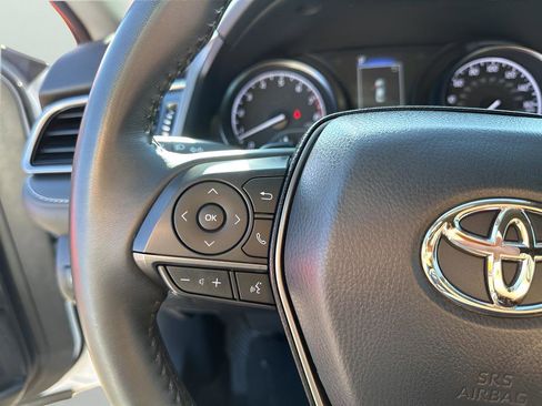 Used 2023 Toyota Camry SE image 29