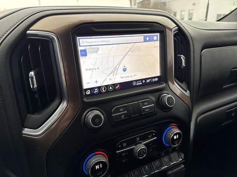 Certified 2022 Chevrolet Silverado 2500 High Country w/ Z71 Off-Road Package image 14