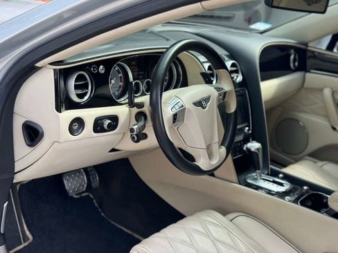Used 2014 Bentley Flying Spur W12 image 28