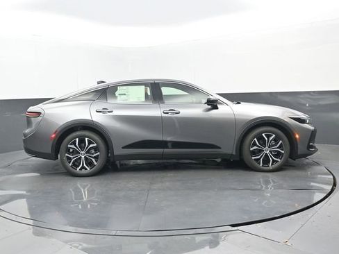 New 2026 Toyota Crown XLE image 2