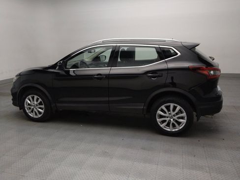 Used 2021 Nissan Rogue Sport SV FWD image 3