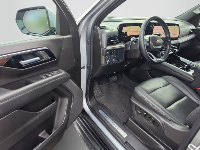 Used 2025 Chevrolet Tahoe LT AWD/4WD image 21