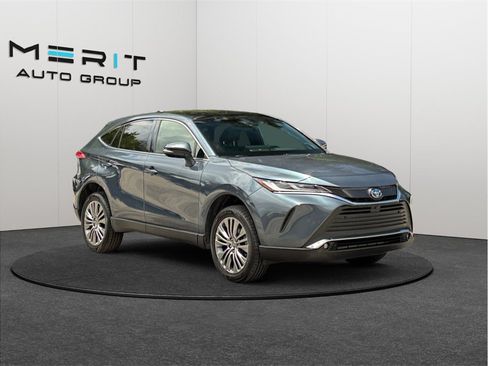 Used 2022 Toyota Venza Limited w/ Advanced Technology Package AWD/4WD image 1