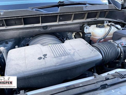 Used 2025 Chevrolet Silverado 1500 LT image 34