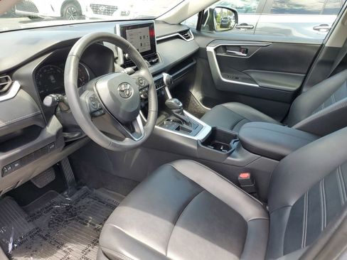 Used 2024 Toyota RAV4 XLE Premium image 15