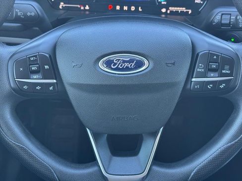 Used 2022 Ford Escape SE image 12