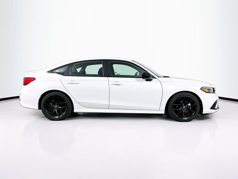 Used 2024 Honda Civic Sport image 10