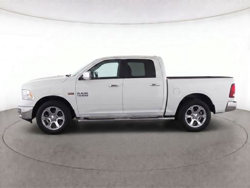 Used 2016 RAM 1500 Laramie RWD image 6