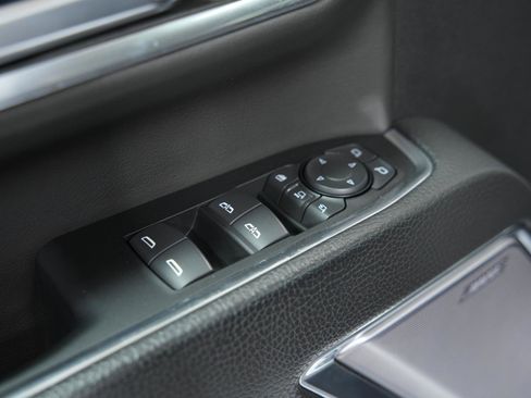 Used 2024 GMC Sierra 2500 Denali w/ Denali Reserve Package image 25