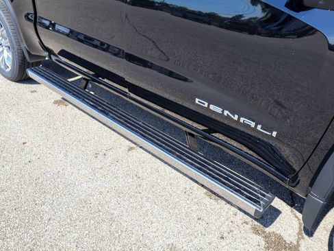 New 2026 GMC Sierra 1500 Denali w/ Denali Reserve Package AWD/4WD image 6