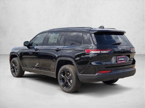 New 2025 Jeep Grand Cherokee L Altitude image 8