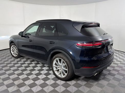 Used 2019 Porsche Cayenne S AWD/4WD image 3