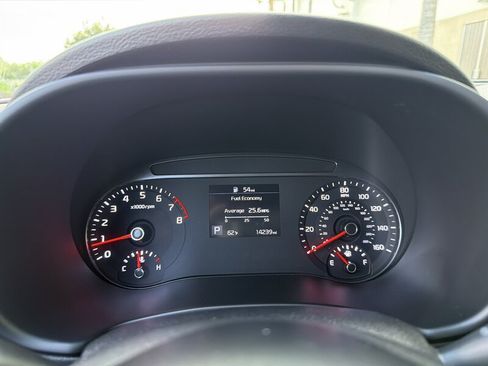 Used 2021 Kia Soul LX FWD image 21