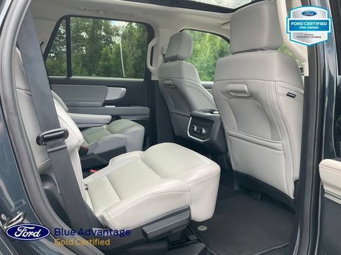 Used 2025 Ford Expedition Active AWD/4WD image 20