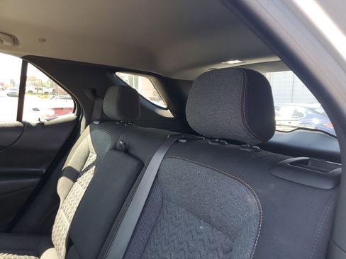 Used 2024 Chevrolet Equinox LT image 9