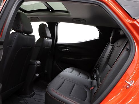 New 2027 Chevrolet Bolt RS w/ Technology Package FWD image 15