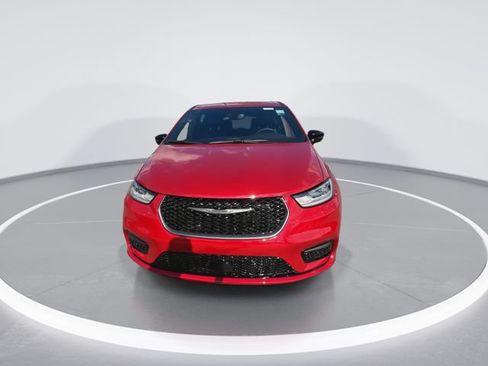 New 2026 Chrysler Pacifica Select FWD image 3