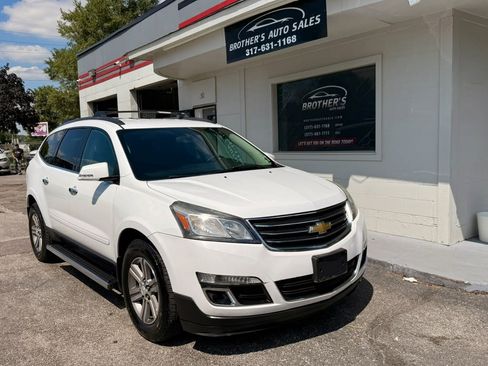 Used 2017 Chevrolet Traverse LT AWD/4WD image 10