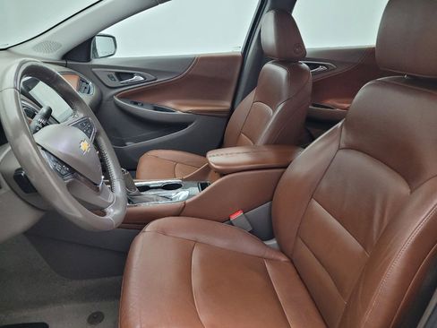 Used 2018 Chevrolet Malibu LT w/ Leather Package image 17