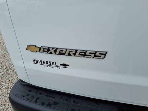 New 2026 Chevrolet Express 2500 Extended w/ Driver Convenience Package RWD image 9