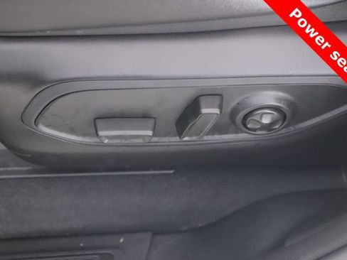 Used 2024 Jeep Grand Cherokee Altitude AWD/4WD image 18