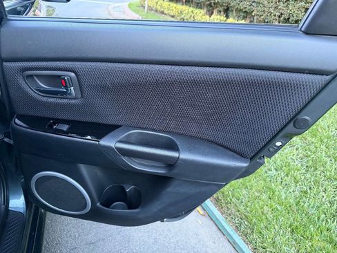 Used 2009 MAZDA MAZDA3 s Touring image 20