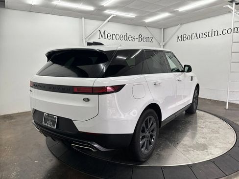 Used 2023 Land Rover Range Rover Sport SE AWD/4WD image 7