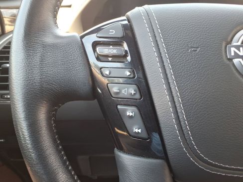 Used 2023 Nissan Armada Platinum w/ Captain's Chairs Package AWD/4WD image 35