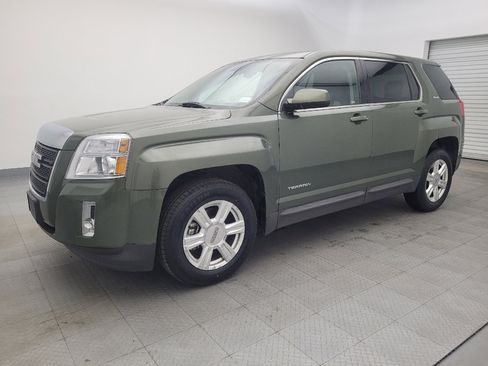 Used 2015 GMC Terrain SLE image 2