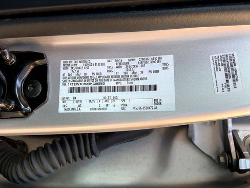 Used 2017 Ford F150 XLT image 33